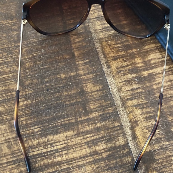 Von Zipper Begonia Sunglasses - tortoise and gold - Picture 4 of 5